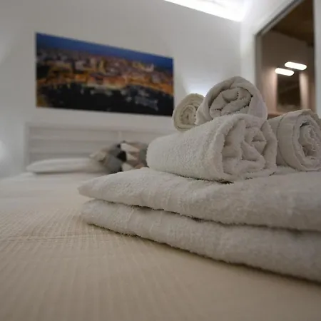 Al Guiscardo 8 B&B 바리