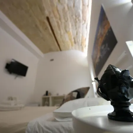Al Guiscardo 8 Bed & Breakfast